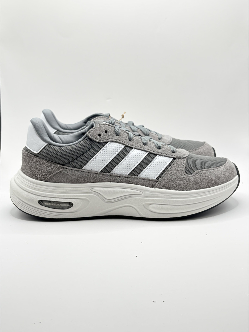 Adidas Cloudfoam Cuxxion 80s Wide Fit Gray White‎ Mesh Suede Sneakers Size 10 US